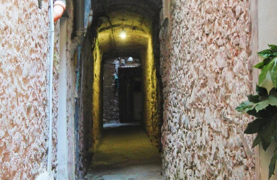 A Casa Di Fede Lejlighed Dolceacqua Eksteriør billede